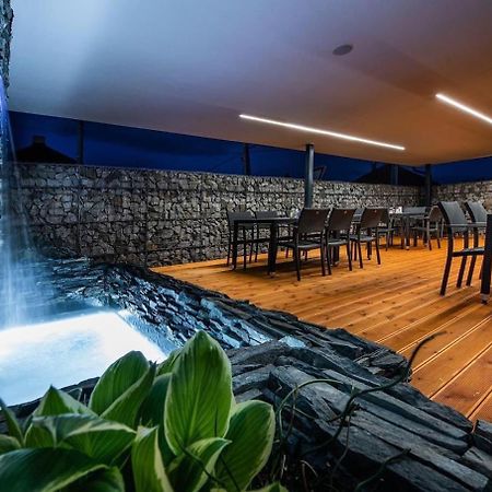 Hotel Zemplen Michalovce Zewnętrze zdjęcie