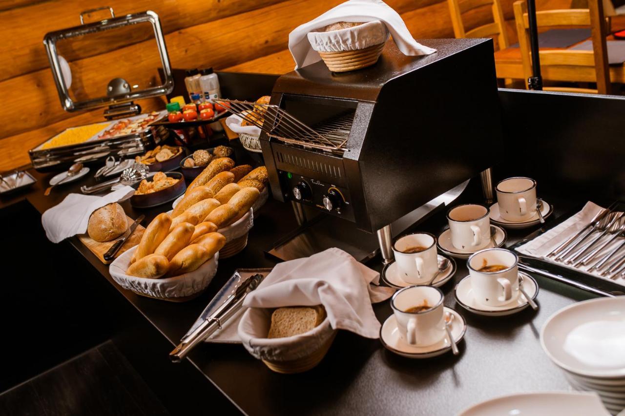 Hotel Zemplen Michalovce Zewnętrze zdjęcie